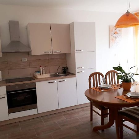 Apartmani Kulin 2 Kaštela 外观 照片
